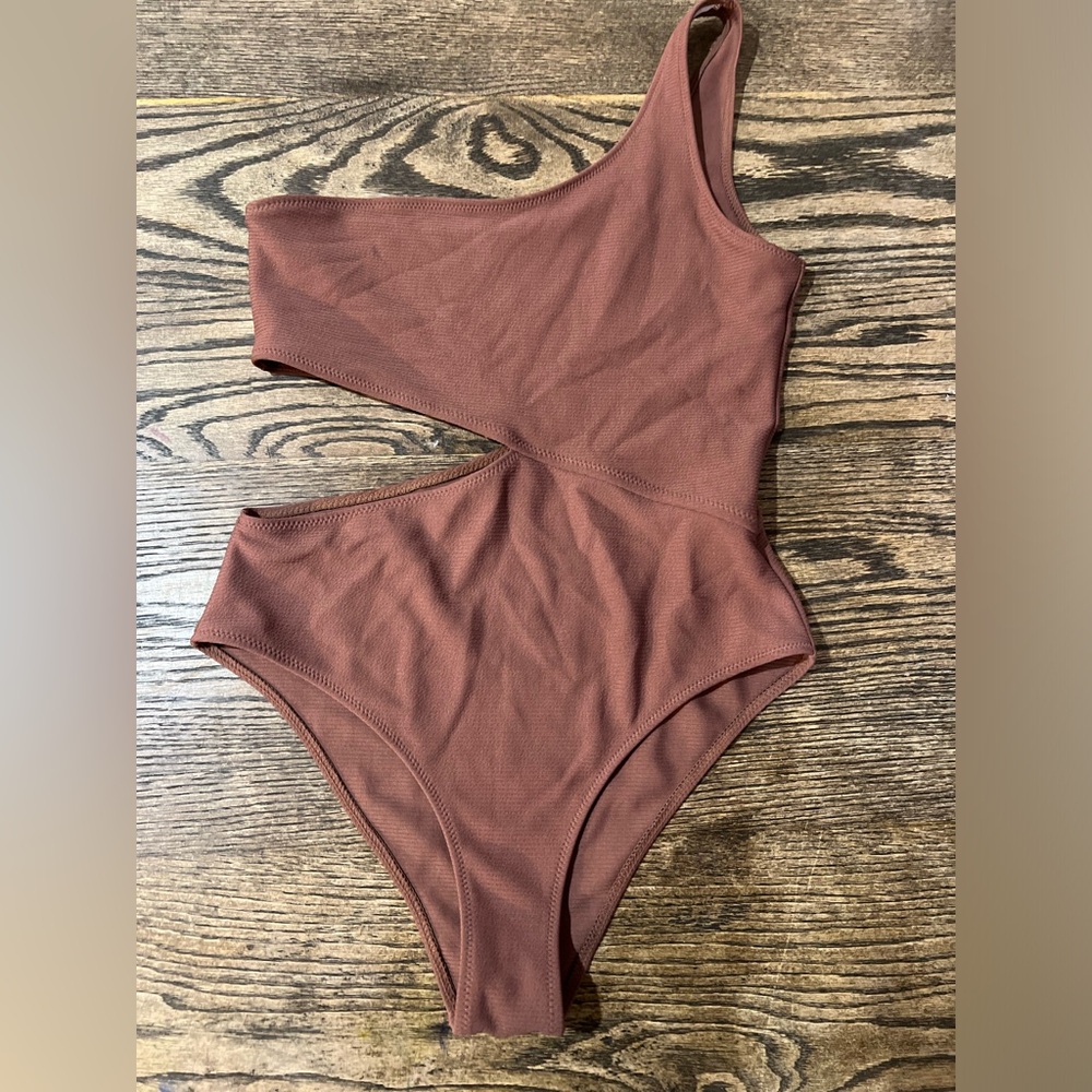 Cupshe swimsuit